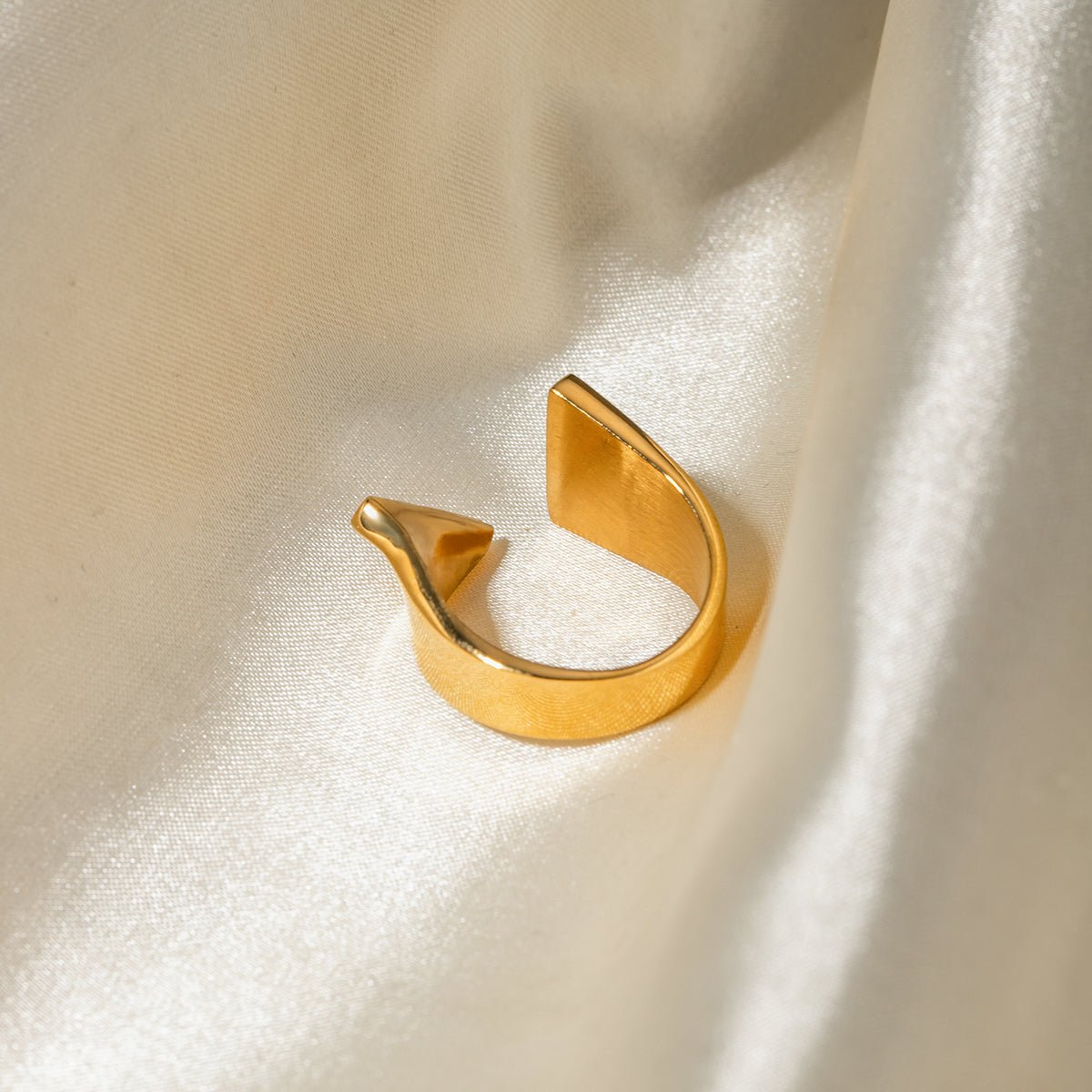 Asymmetrical Open Ring - Dressy Clothing - Rings - Gold