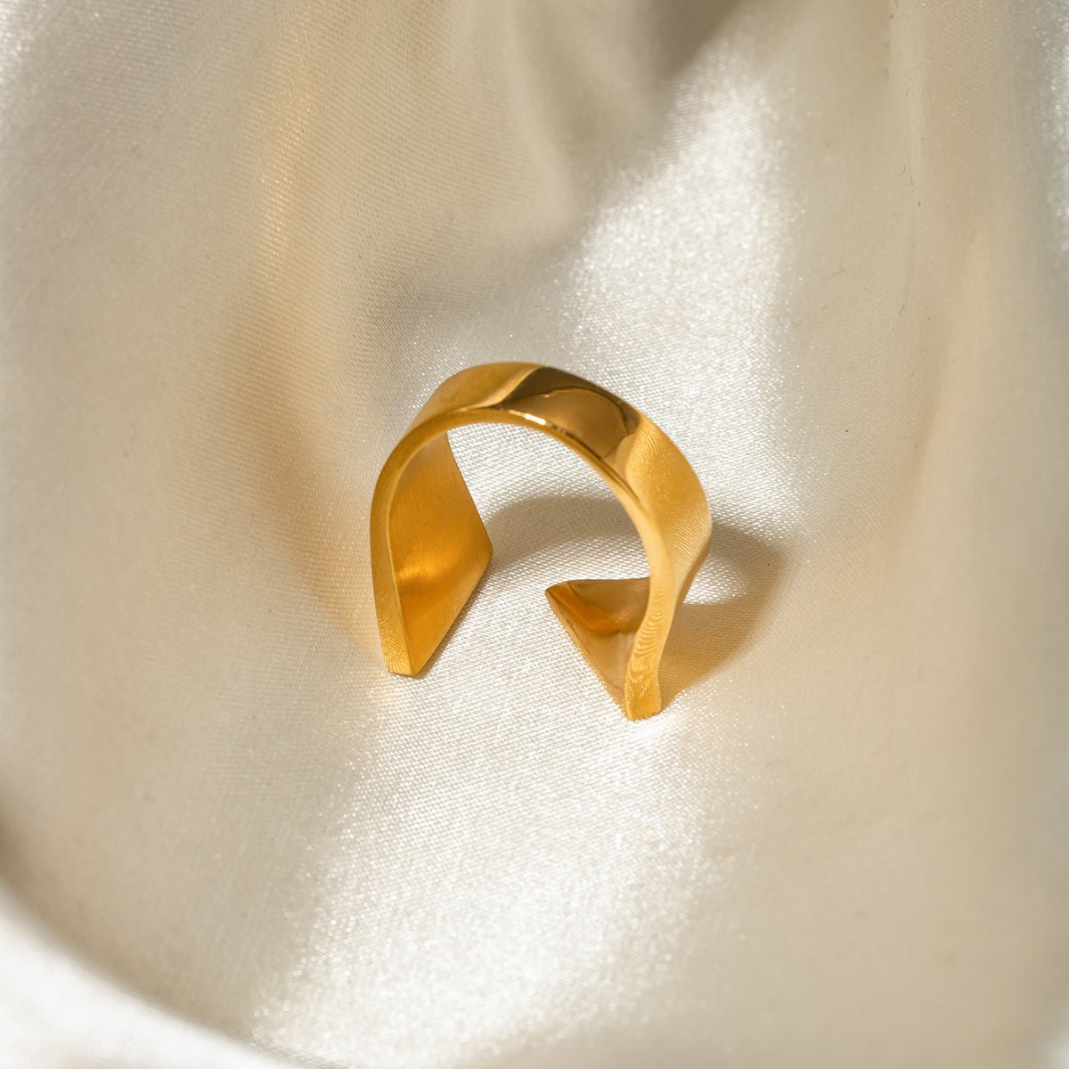 Asymmetrical Open Ring - Dressy Clothing - Rings - Gold